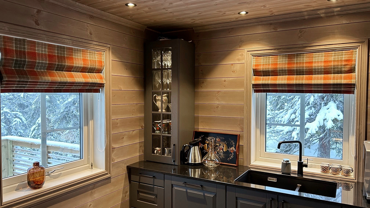 Astrid Nyeng 2 3 B1280