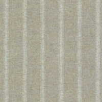 Fargeprøve av Forfar Stripe i fargen Ivory fra Ian Mankin, med lyse ton-i-ton-striper på naturfarget bunn.